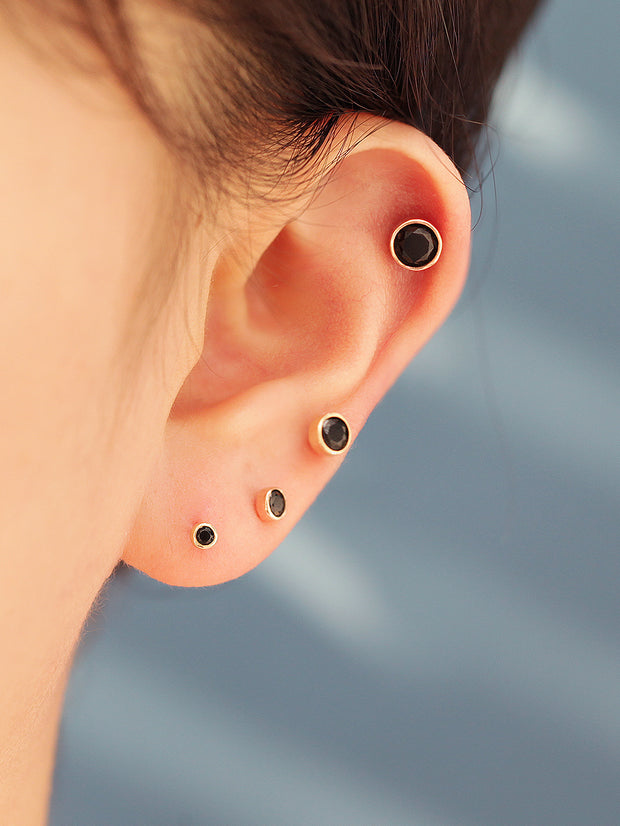14K Gold Minimal Cubic Cartilage Earring 20g18g