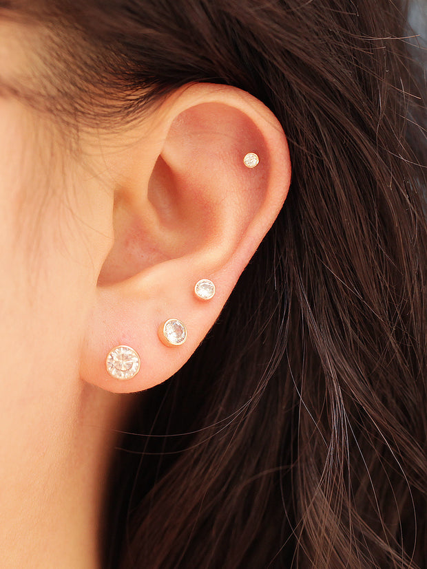 14K Gold Minimal Cubic Cartilage Earring 20g18g