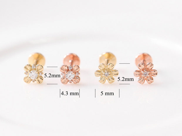 14K Gold Flower Labret Piercing 4 Petals, 6 Petals 18G