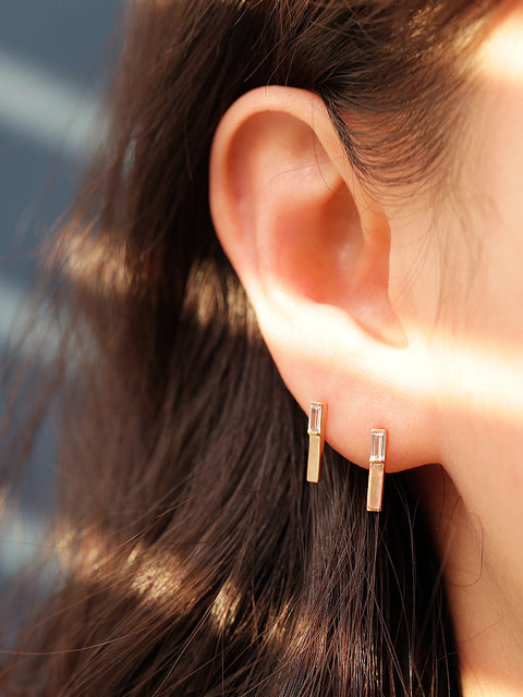 14K Gold Tepa Cubic Stick Cartilage Earring 20G18G